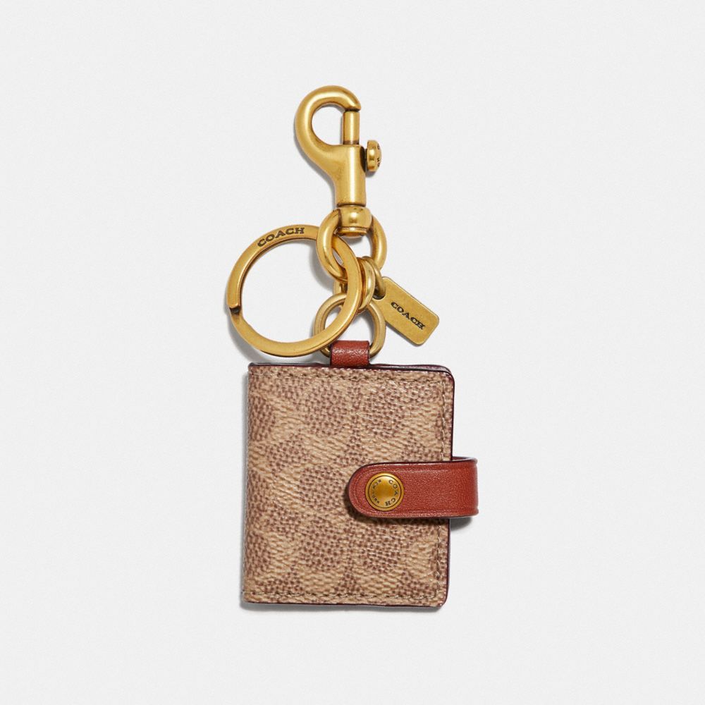 Jóias Coach Picture Frame Bag Charm In Signature Canvas Feminino Caqui | LNUBHFG-32