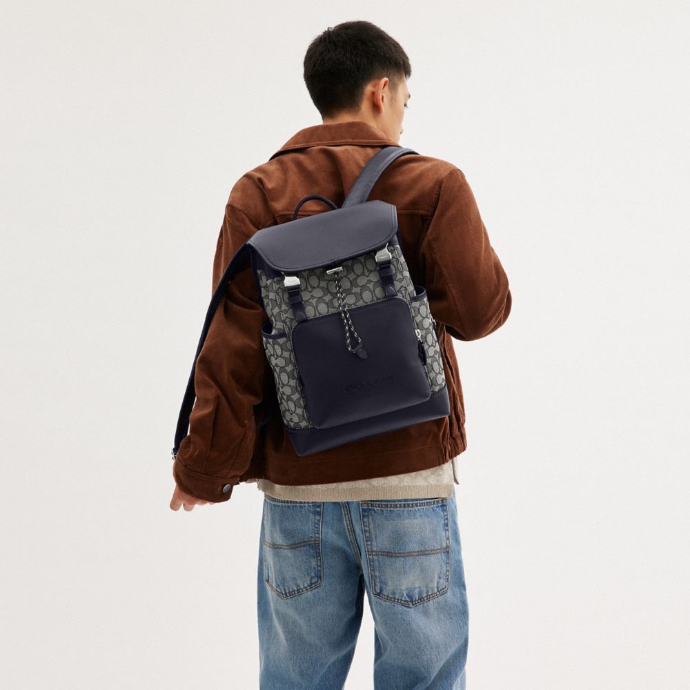 Mochilas Coach League Flap Backpack In Signature Jacquard Masculino Azul Marinho | XKYGSWH-95